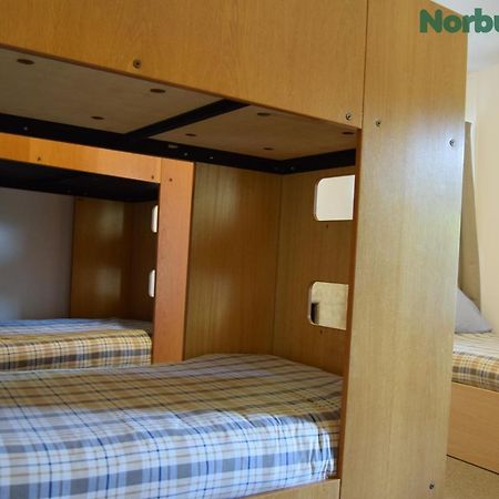 Fsc Juniper Hall Hostel 米克勒姆 外观 照片