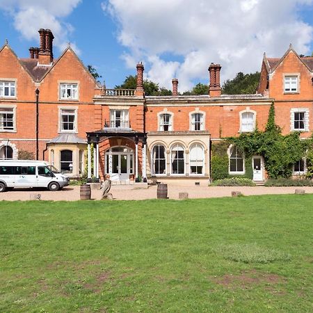Fsc Juniper Hall Hostel 米克勒姆 外观 照片