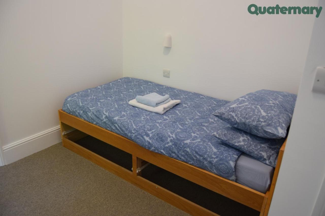 Fsc Juniper Hall Hostel 米克勒姆 外观 照片