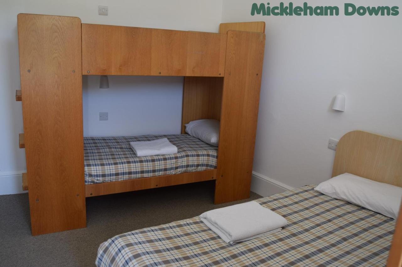 Fsc Juniper Hall Hostel 米克勒姆 外观 照片
